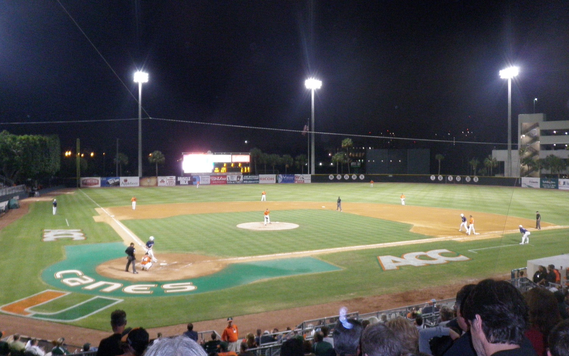 Smart Family: College Baseball Game, a Great Family Night Out!