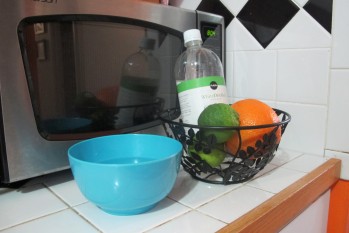 Thumbnail image for #SmartMamaLUTION #3 – Cleaning Your Microwave, WITHOUT Chemicals, Please!
