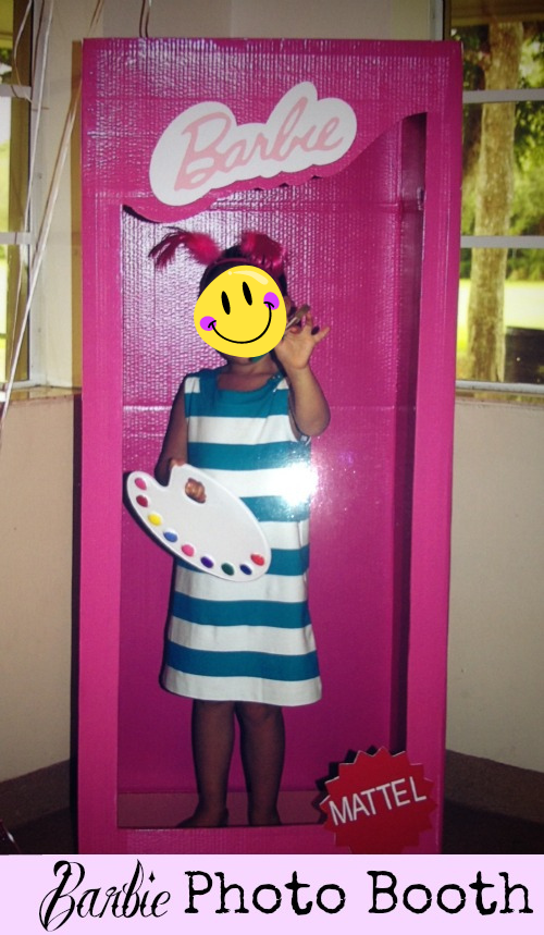 How to Make a Barbie Photo Booth for a Barbie Party